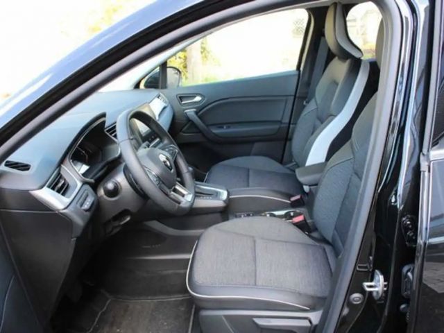 Renault Captur EDC Hybrid Techno