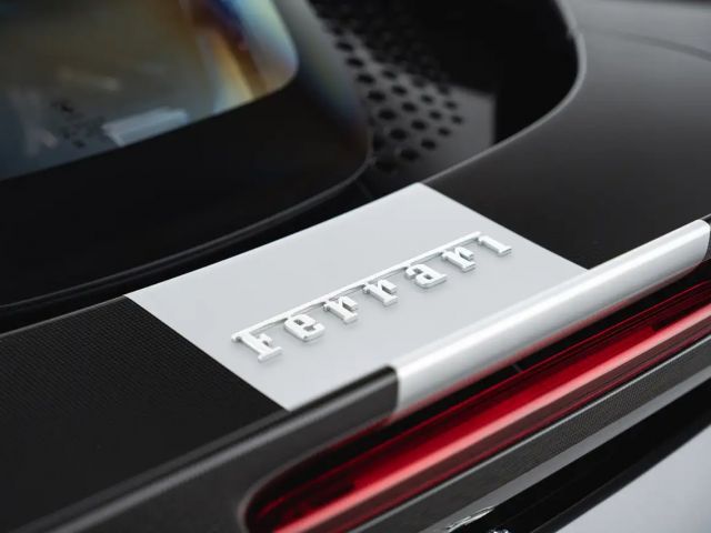 Ferrari SF90 Stradale