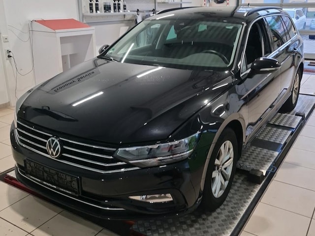 Volkswagen Passat 1.5 TSI DSG Variant