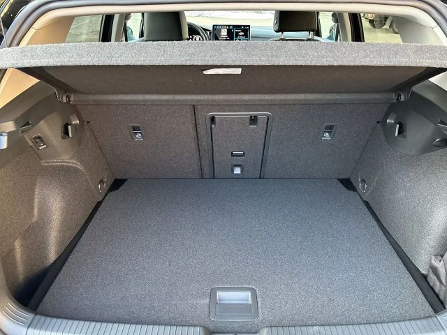 Volkswagen Golf Rabbit TSI