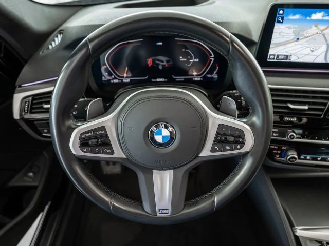 BMW 520 520d M-Sport Touring