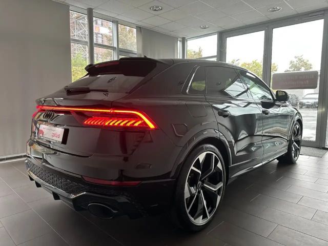 Audi RS Q8 Quattro