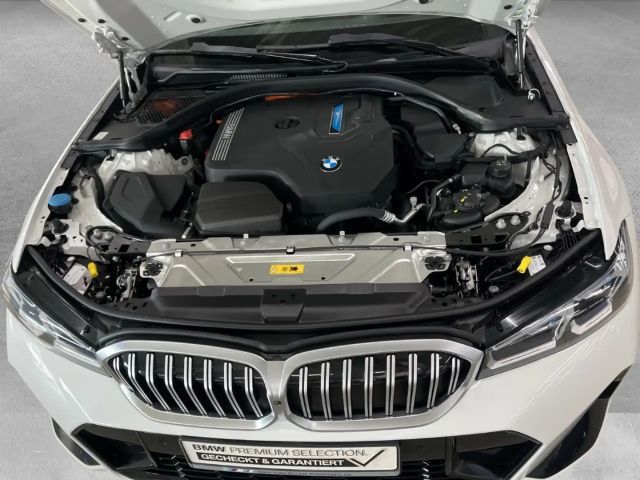 BMW 330 330e M-Sport Touring