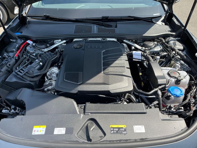 Audi A6 Avant Quattro S-Tronic