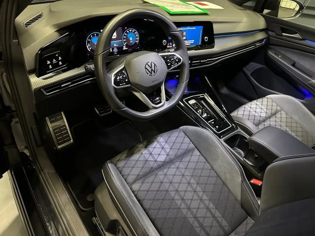 Volkswagen Golf 1.5 eTSI DSG Plus R-Line