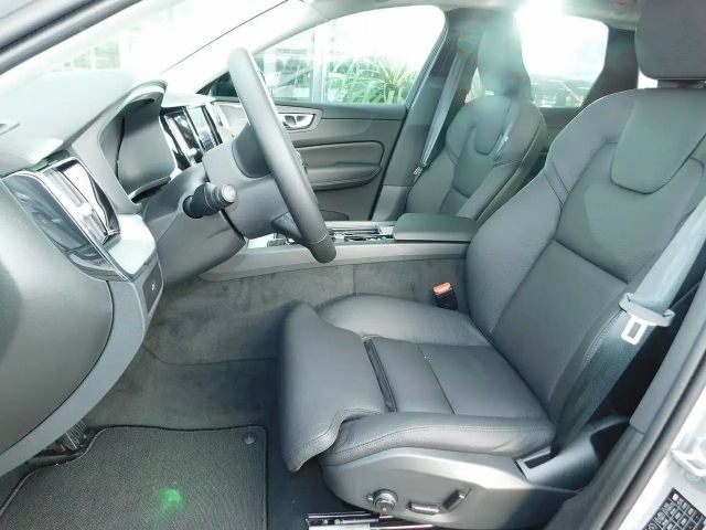 Volvo XC60 Dark Plus