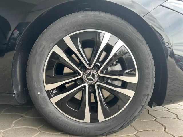 Mercedes-Benz A 180 Hatchback Progressive