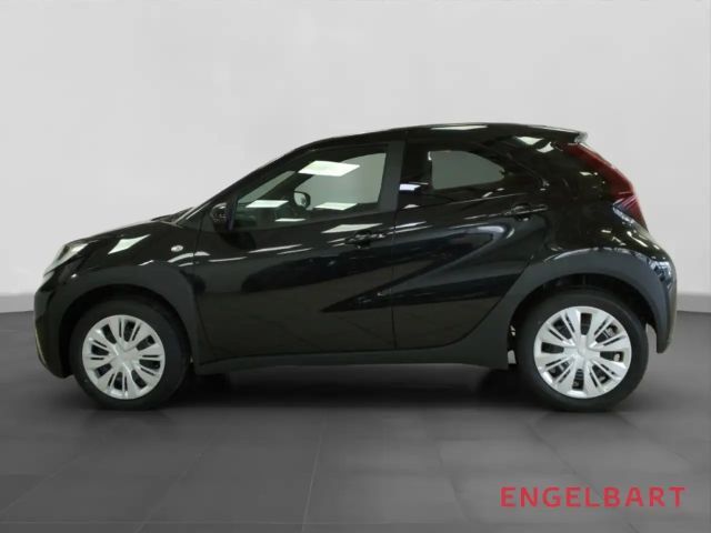 Toyota Aygo X 1.0 VVT-i Business Hatchback