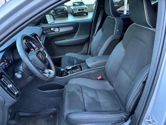 Volvo XC40 Dark Ultra