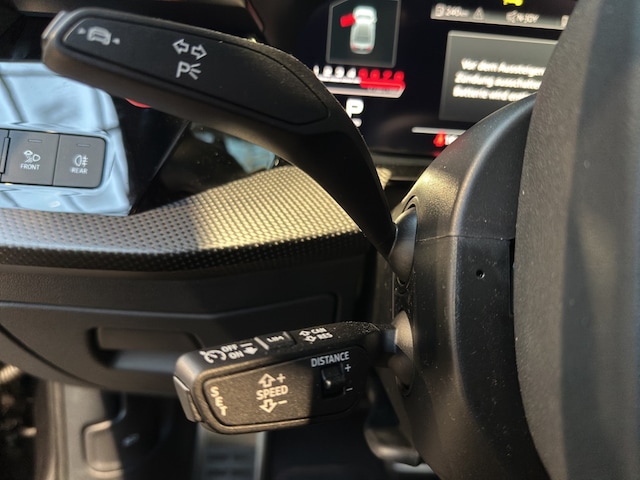 Audi RS3 Quattro S-Tronic Sedan