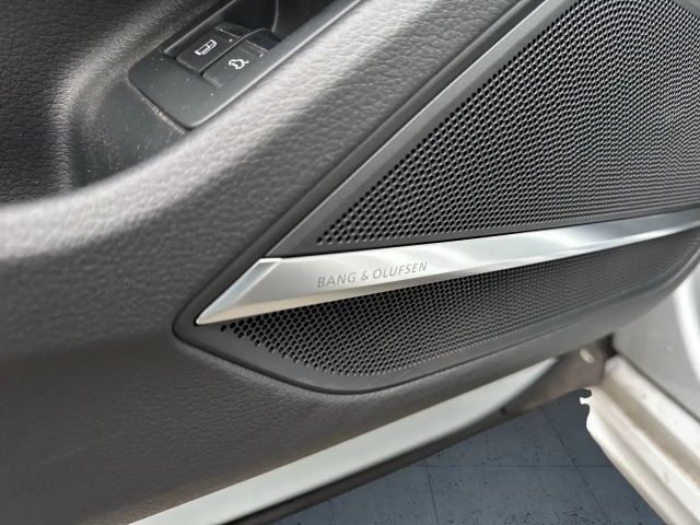 Audi A8 60 TFSI Hybride S-Line