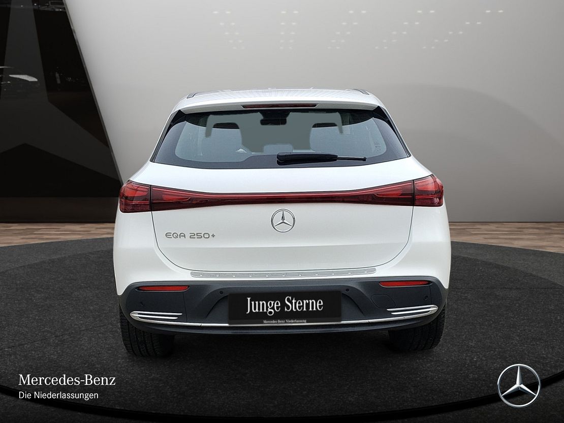 Mercedes-Benz EQA 250