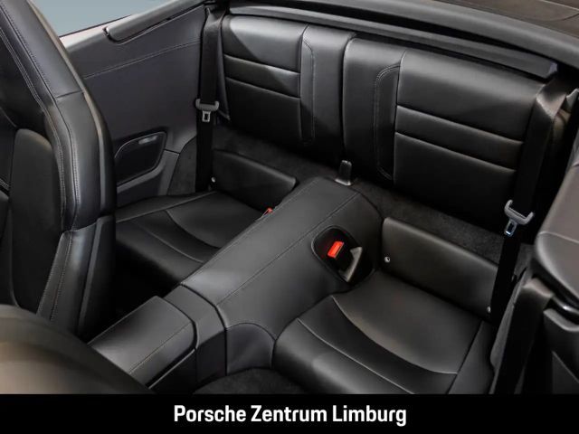 Porsche 992 4 Cabrio Carrera GTS