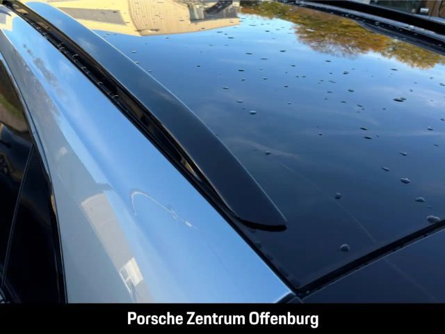 Porsche Taycan 4 Cross Turismo