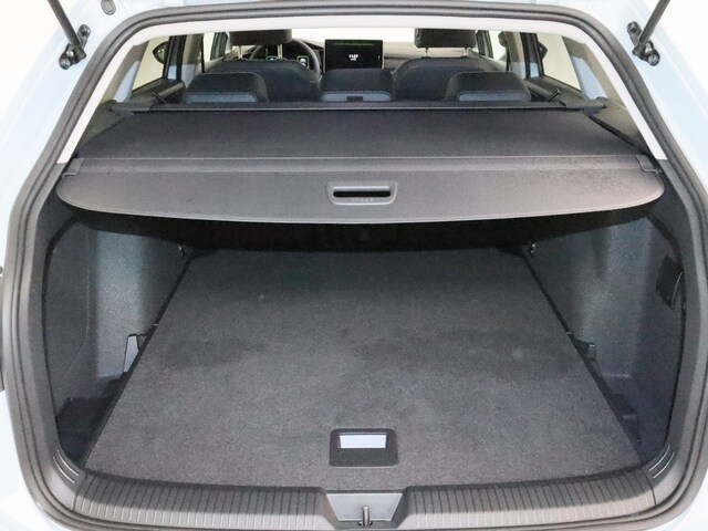 Volkswagen Golf 1.5 eTSI Golf VIII Variant