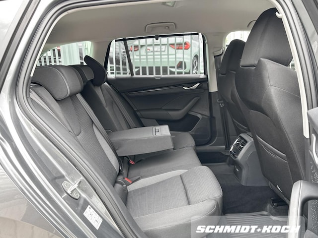 Skoda Octavia Combi Selection