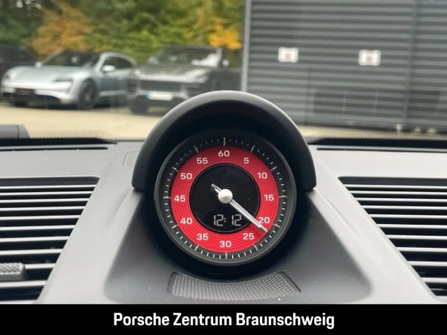 Porsche 992 4 Coupé GTS Targa