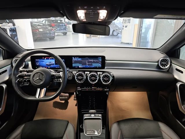 Mercedes-Benz A 180 AMG Line