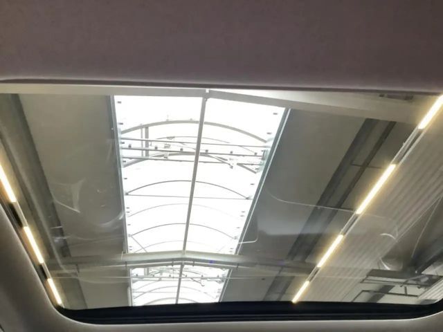 Mercedes-Benz C 180 AVANTGARDE Sedan