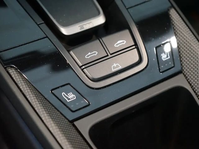 Porsche 992 Cabrio Carrera GTS