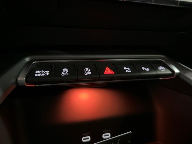 Audi A3 35 TFSI S-Line S-Tronic Sportback