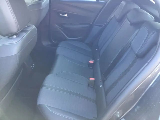 Peugeot 208 Allure Pack