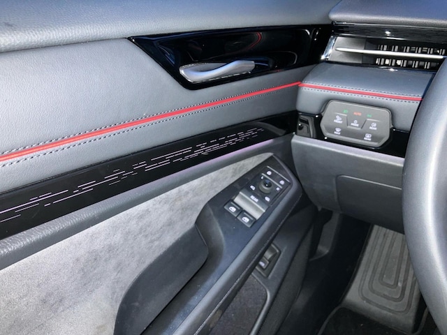 Volkswagen ID.7 340PS 4M NP.74T ACC.5J-G.WÄRMEPUMPE.AHK.AREA-VIEW.HUD.LED.APP-C.SHZ