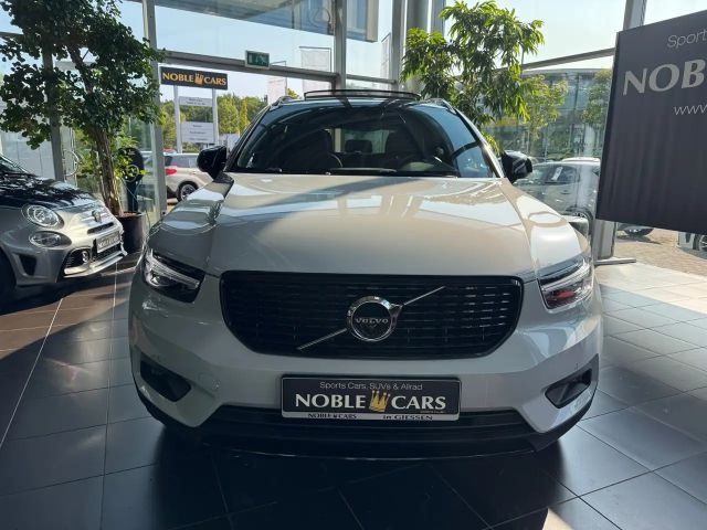 Volvo XC40 R-Design