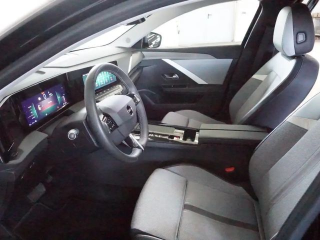 Opel Astra Elegance Hybrid Innovation