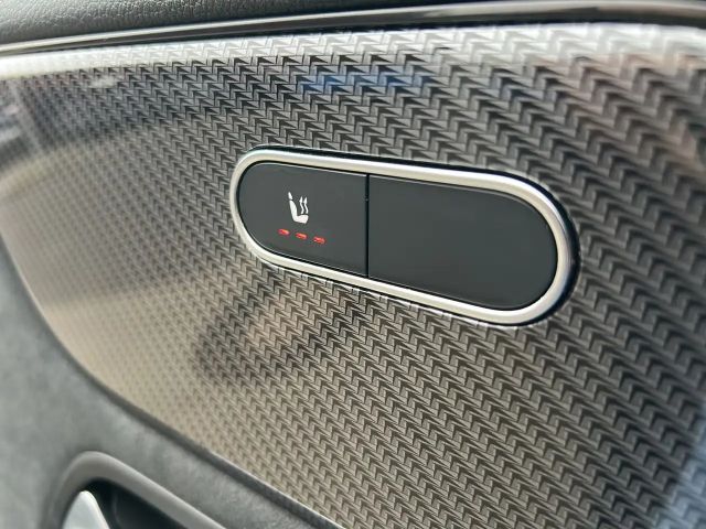 Mercedes-Benz GLA 200 AMG Line