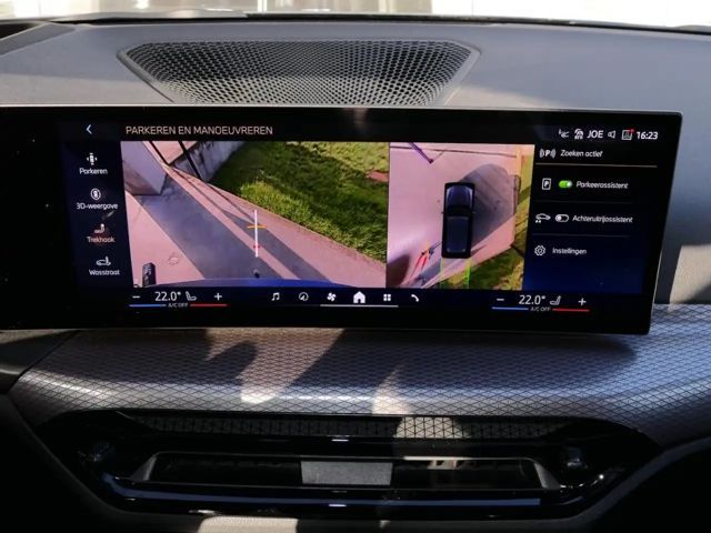 BMW 330 330e M-Sport Touring xDrive