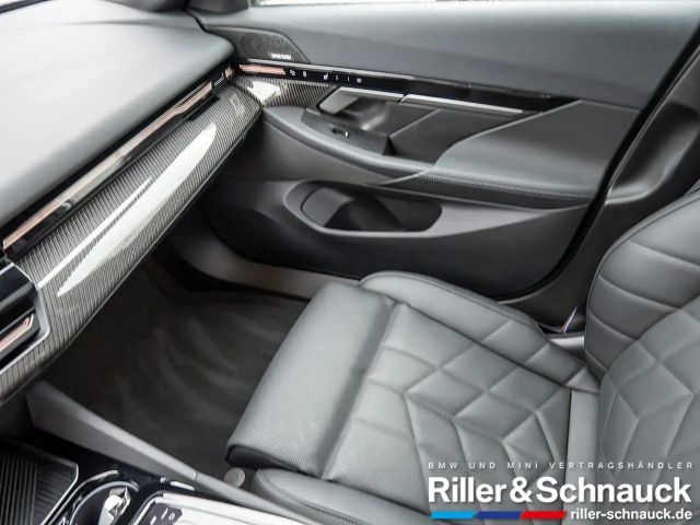 BMW 520 520i M-Sport Sedan