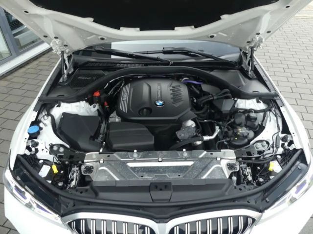 BMW 320 320d M-Sport Touring