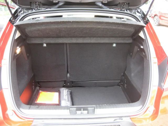 Renault Captur EDC Evolution TCe 140