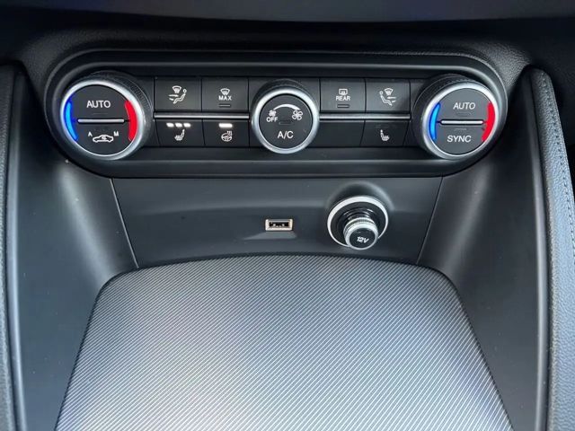 Alfa Romeo Stelvio Q4 Veloce