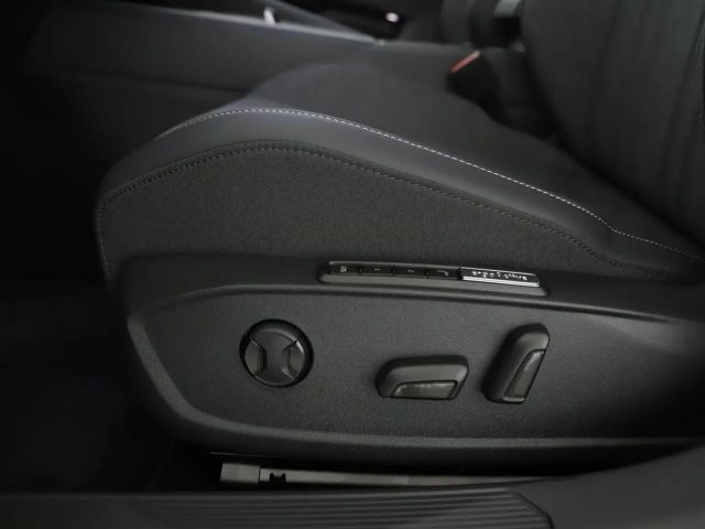 Volkswagen Golf Business DSG Variant