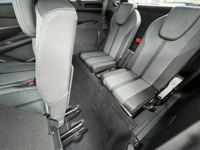 Peugeot 5008 Allure Pack EAT8 PureTech