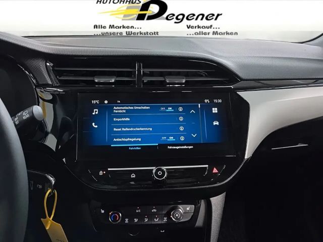 Opel Corsa F Sitz- und Lenkradheizung / 101 PS