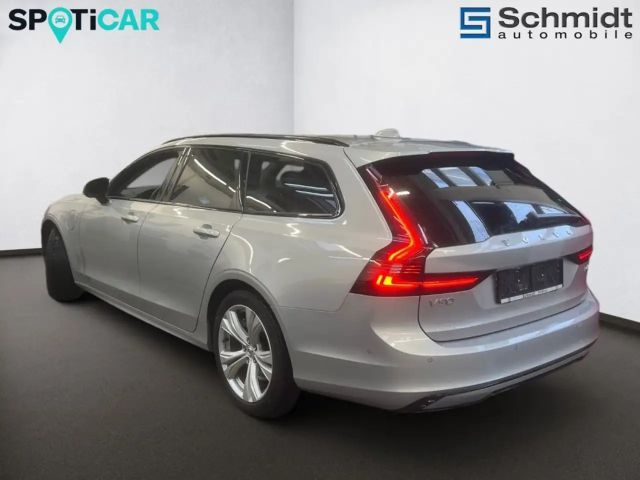 Volvo V90 AWD Dark Plus T6