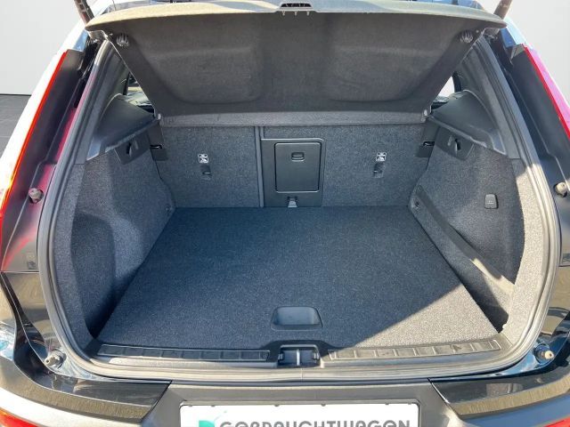 Volvo XC40 Momentum