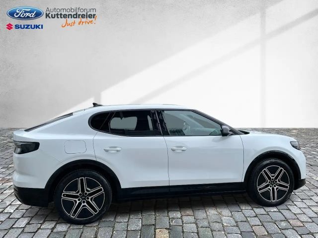 Ford Capri Premium RWD