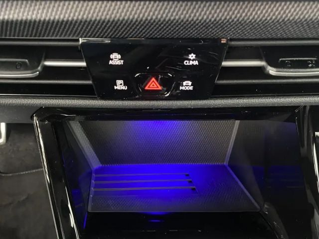 Volkswagen Golf DSG Sport