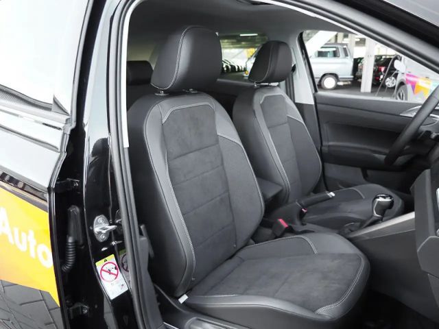 Volkswagen Polo 1.0 TSI DSG Style