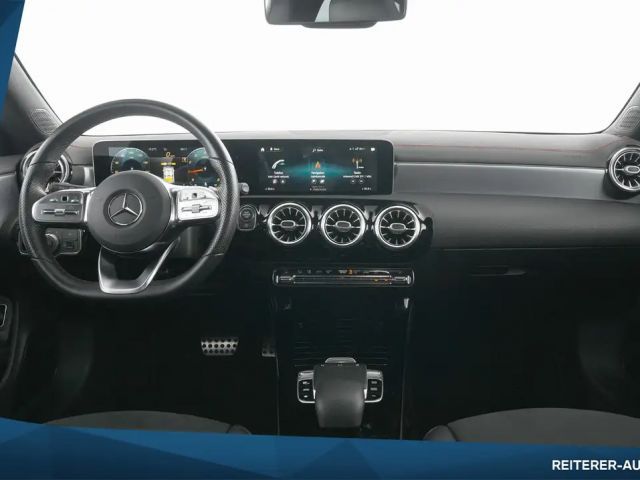 Mercedes-Benz CLA 200 Shooting Brake