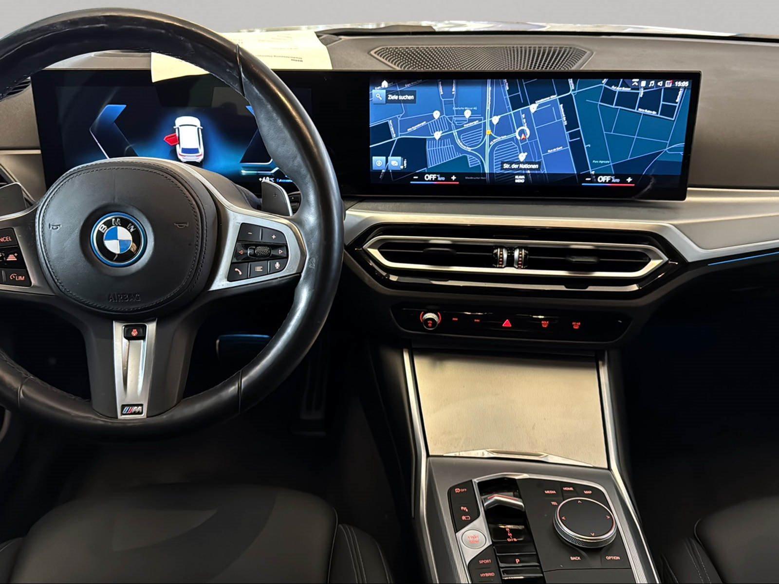 BMW 330 330e Touring