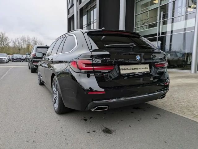 BMW 540 540d Luxury Line Touring xDrive