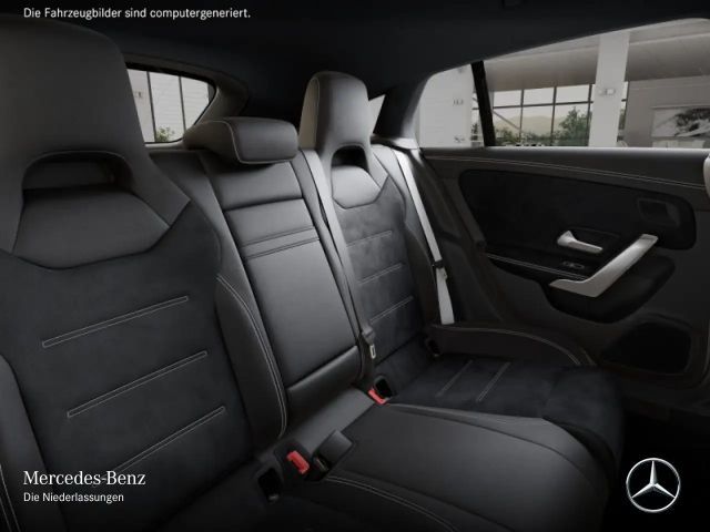 Mercedes-Benz CLA 200 AMG Line