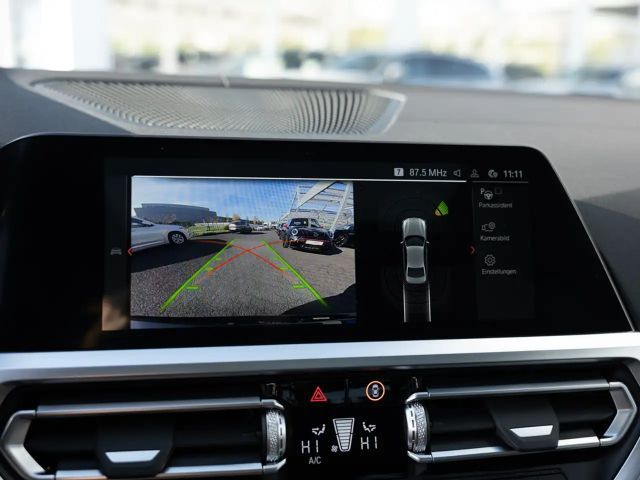 BMW 330 330d M-Sport Sedan xDrive