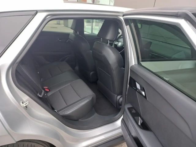 MG MG4 64 kWh Luxury