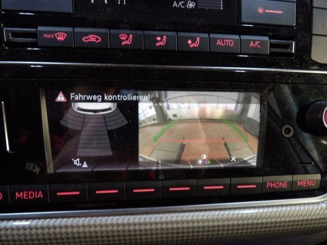 Volkswagen e-up! Plus Style